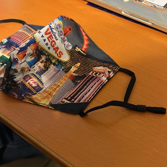 A Las Vegas Souvenir Face Mask with Adjustable Ear Straps - Picture 2 of 8